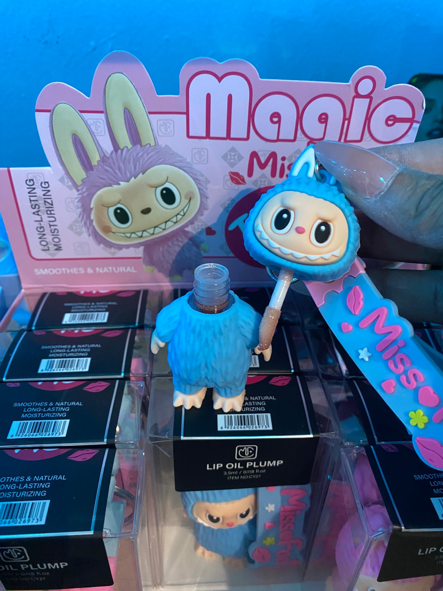 Labubu keychain and lip gloss 12(pcs)