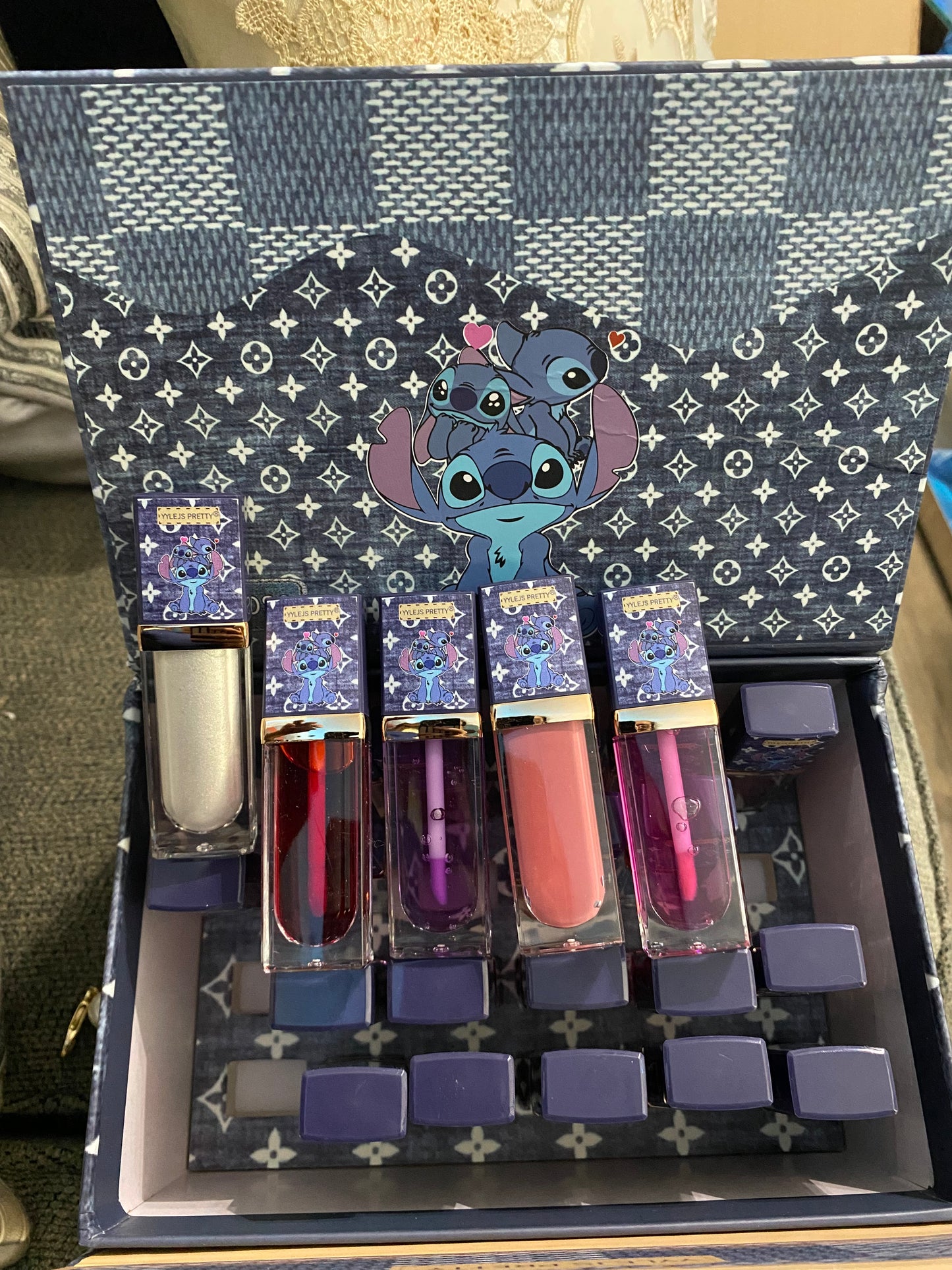 Stitch lip gloss Gif set 24(pcs)