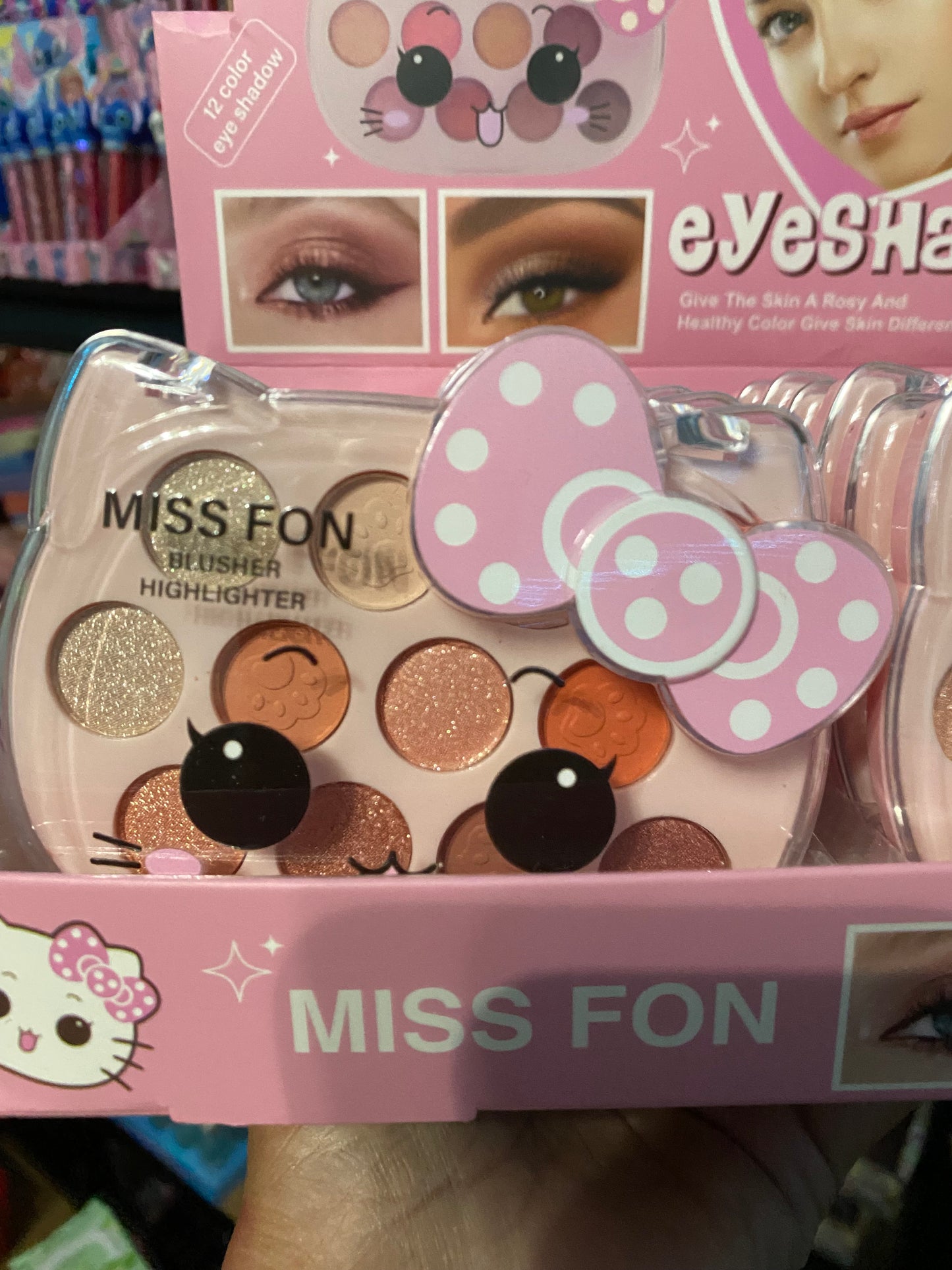 Eyeshadow display 12(pcs)