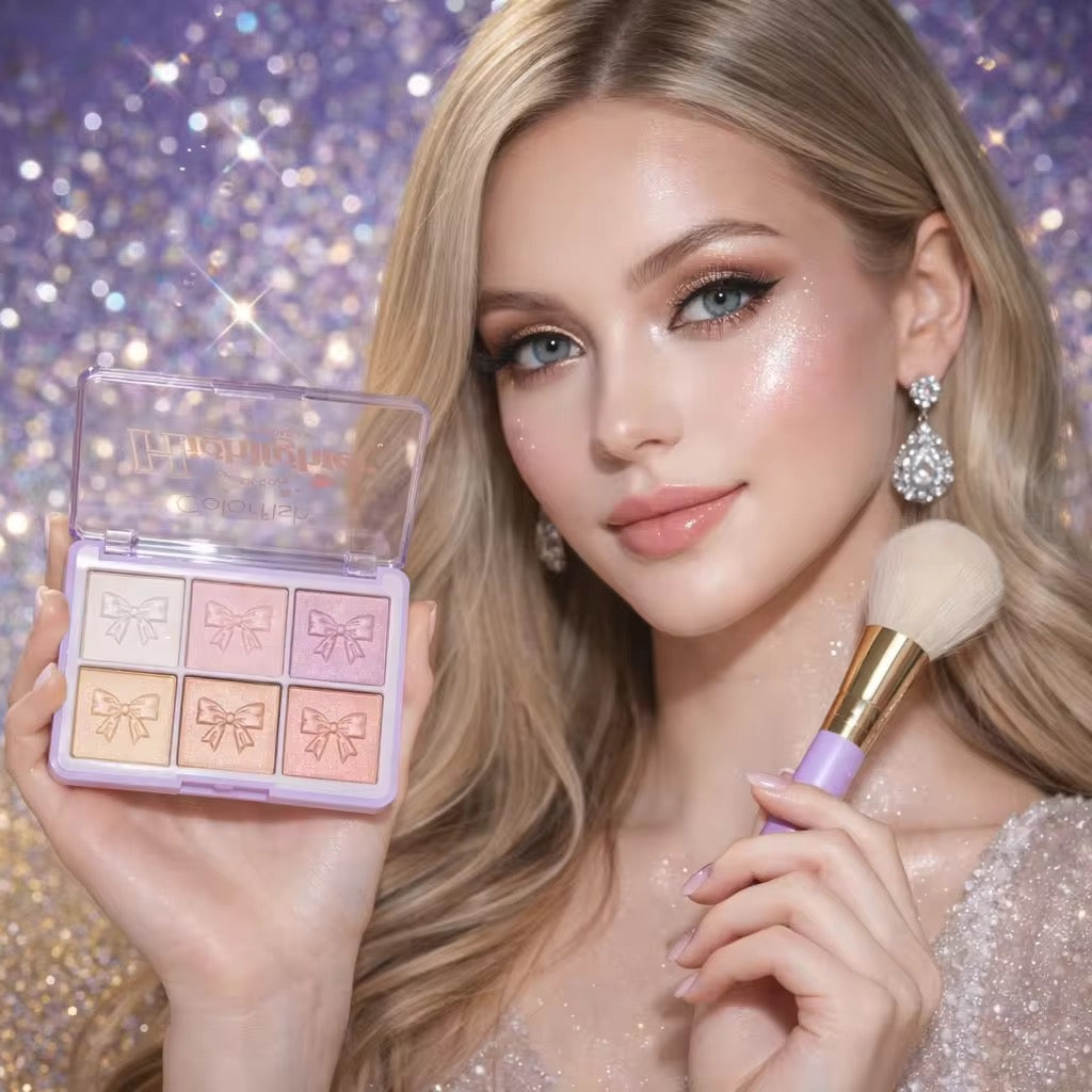 Highlighter palette with 12 pieces and comes with 6 colors