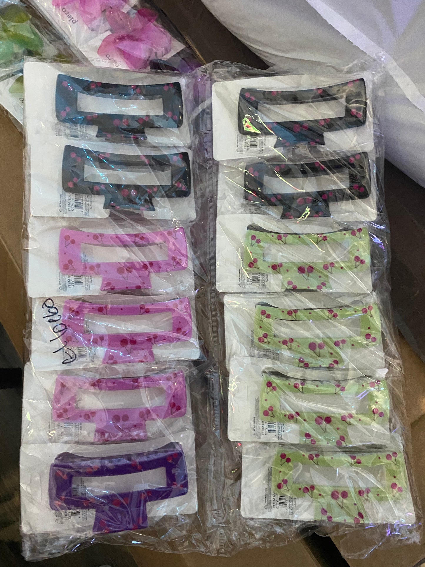 Hair Clips 12(pcs)