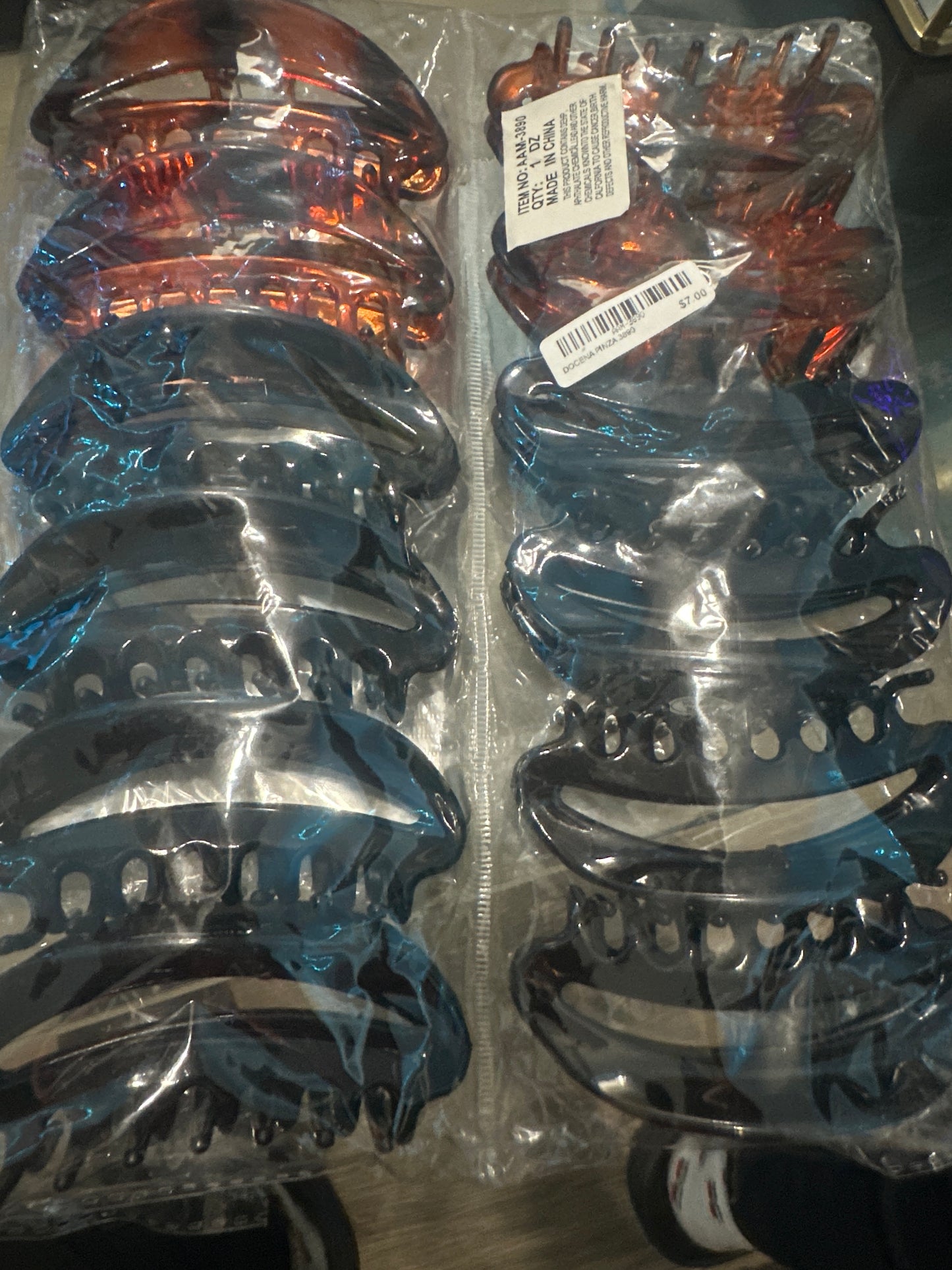 Hair clips 12(pcs)