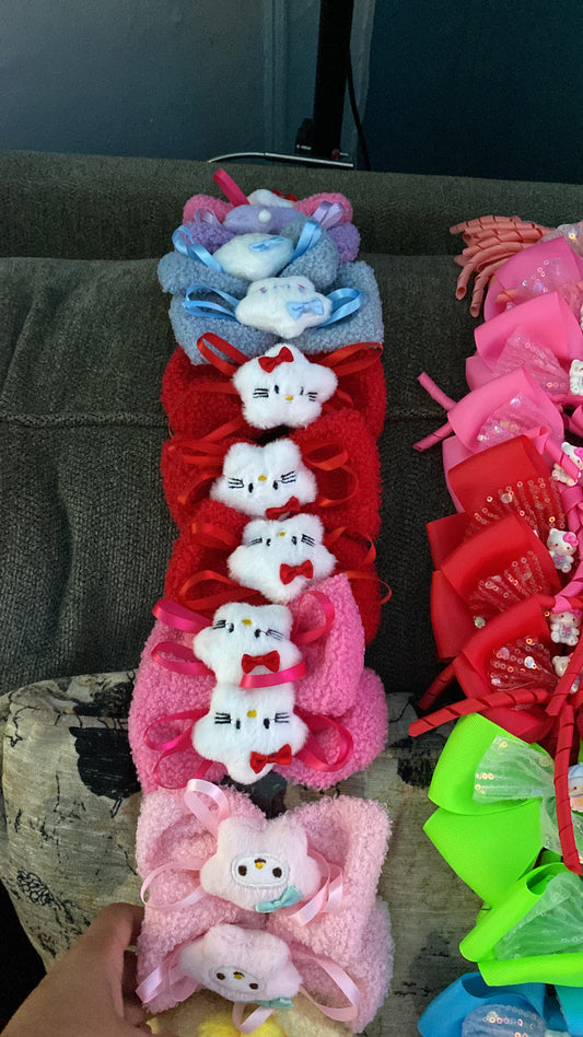 Hello Kitty bow hair clip (12 pcs )