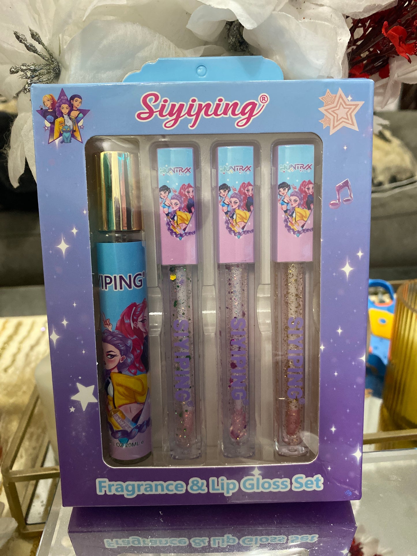 Fragrance and lip gloss set