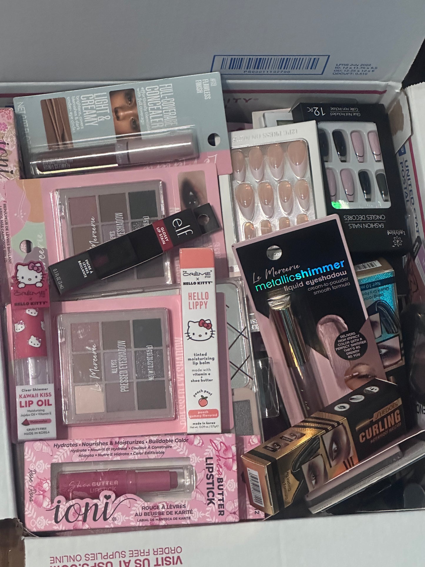 Box of 65 pieces at wholesale price