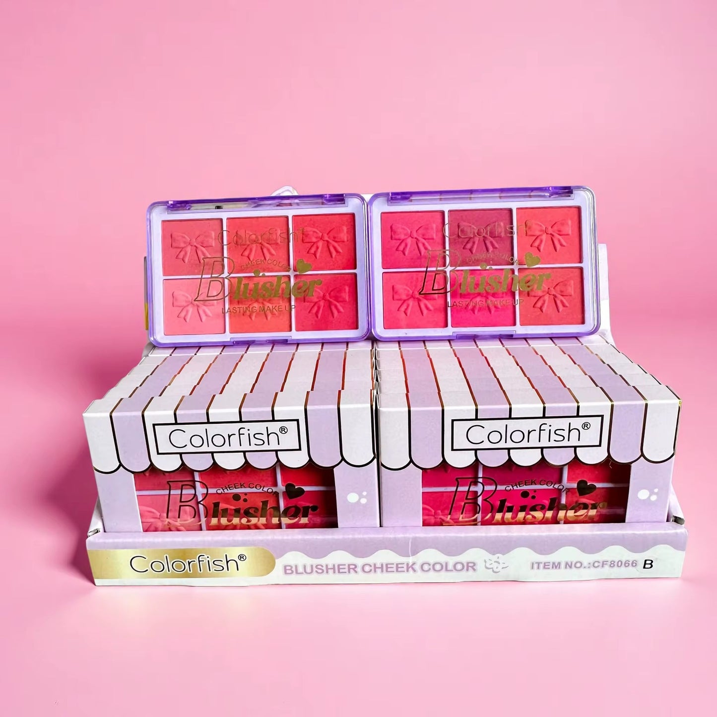 Blush palette with 12 pieces and comes with 6 colors
